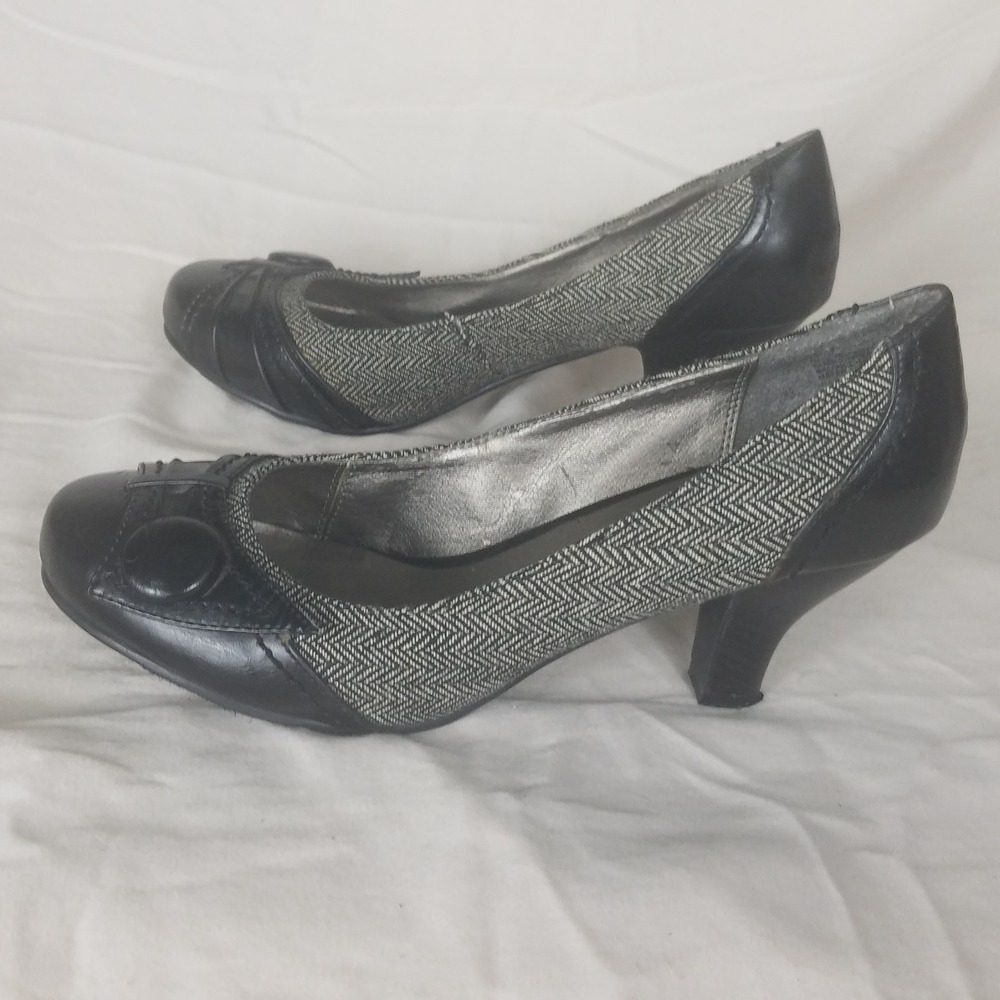 Barefoot Pumps Womens 11 Black Grey Good Herringbone Tweed Kitten Heel Round Toe